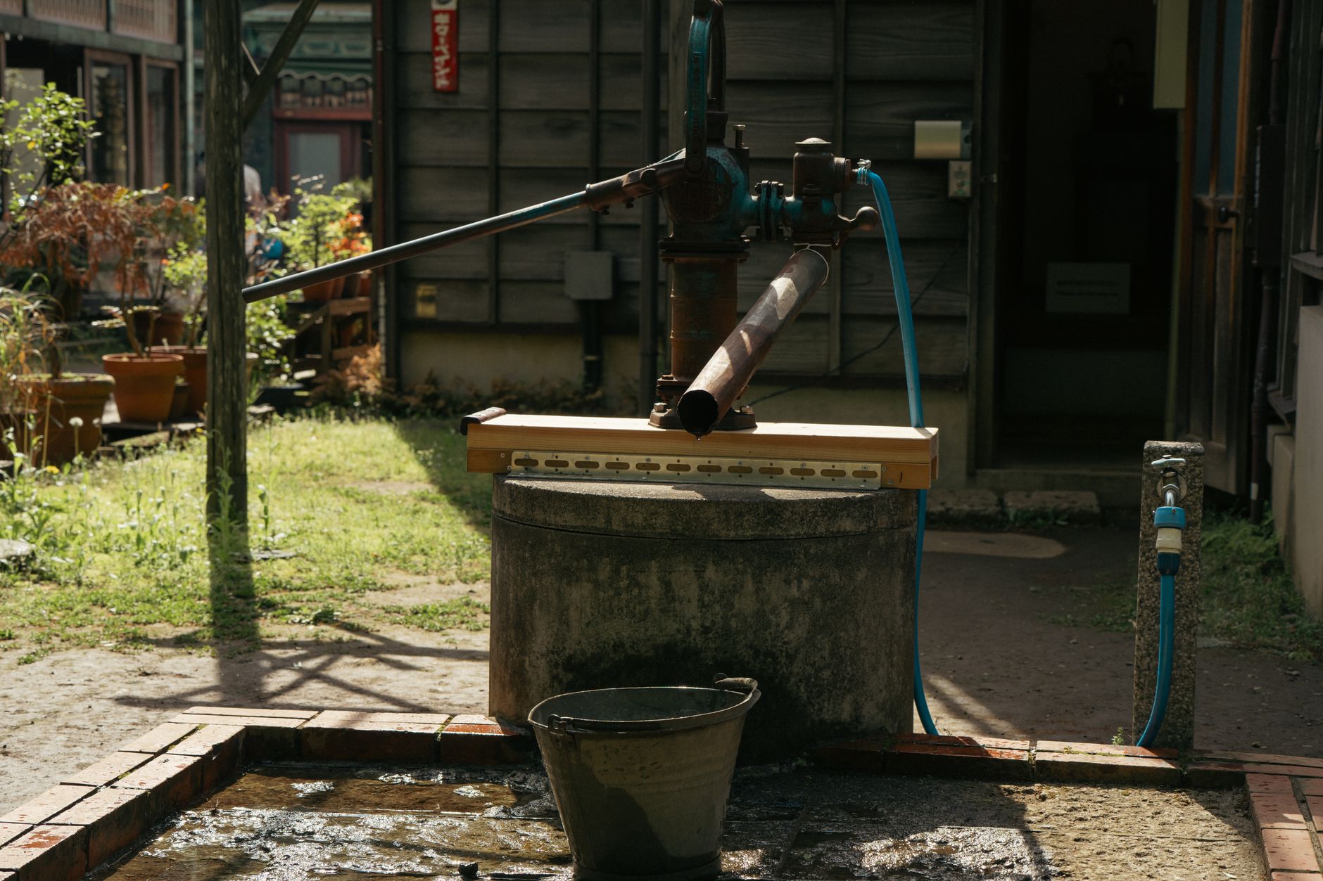 Pompe et filtration d un bassin de jardin